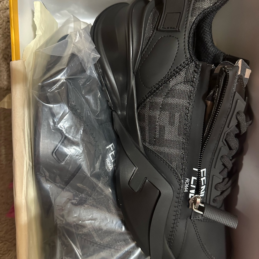 Fendi Black Men's Leather & Mesh Low-Top Sneakers